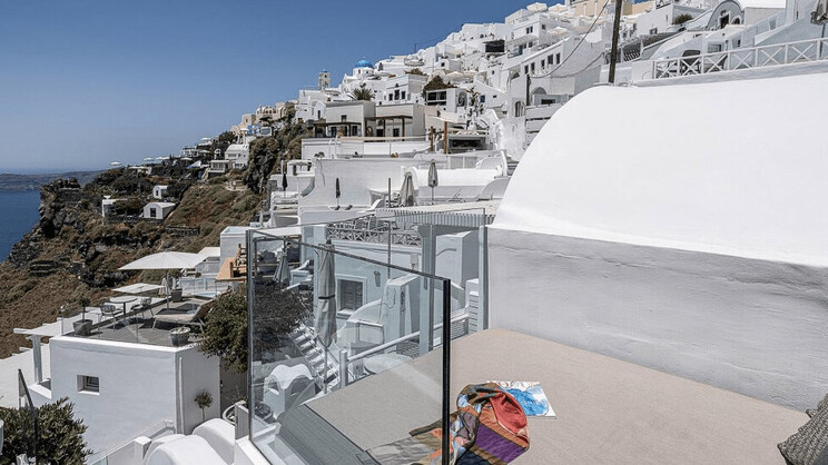 Cave Suite with Indoor Hot Tub
